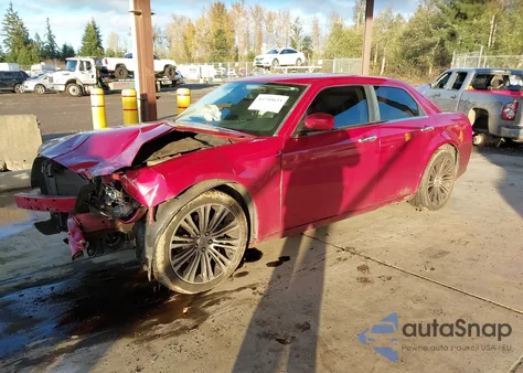 2010 Chrysler 300C V8 z USA, uszkodzony, nr VIN 2C3CA9CT0AH262137